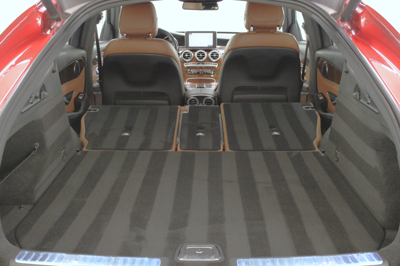 Mercedes-Benz GLC GLC 300 4MATIC Coupe 2018 Mercedes-Benz GLC GLC 300 4MATIC Coupe 2018