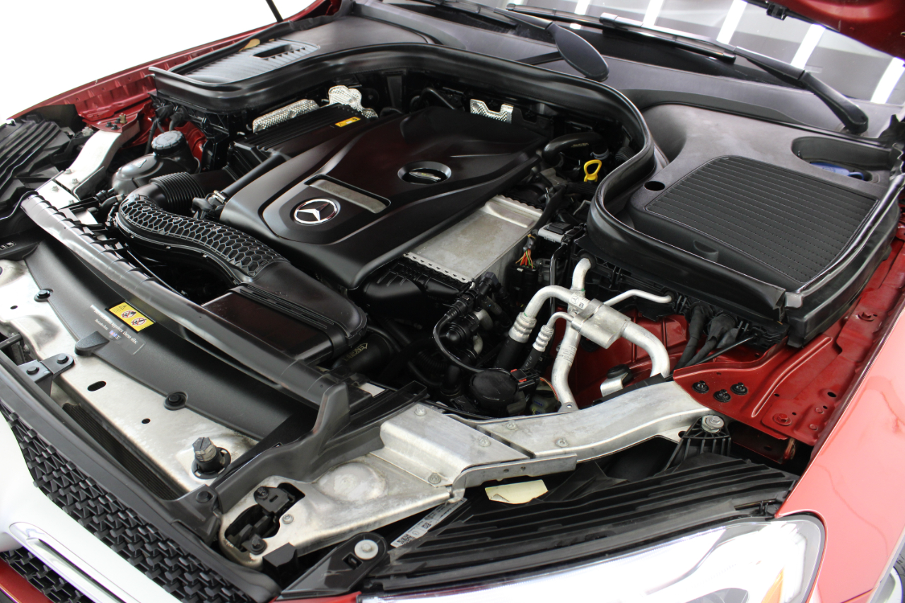 Mercedes-Benz GLC GLC 300 4MATIC Coupe 2018 Mercedes-Benz GLC GLC 300 4MATIC Coupe 2018