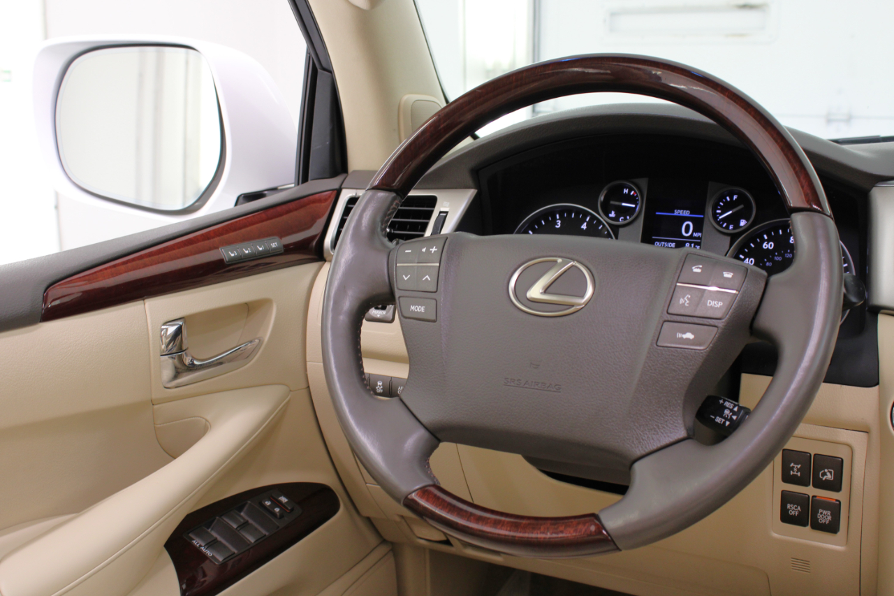 Lexus LX 570 4WD 4dr 2014 Lexus LX 570 4WD 4dr 2014