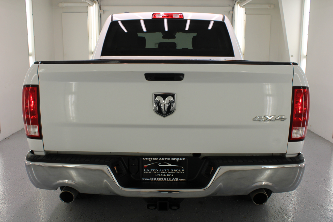 RAM 1500 Classic Tradesman 4x4 Crew Cab 5'7" Box 2019