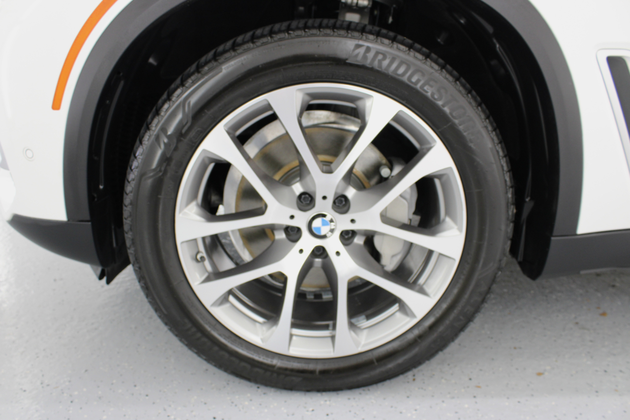 BMW X5 xDrive40i Sports Activity Vehicle 2019