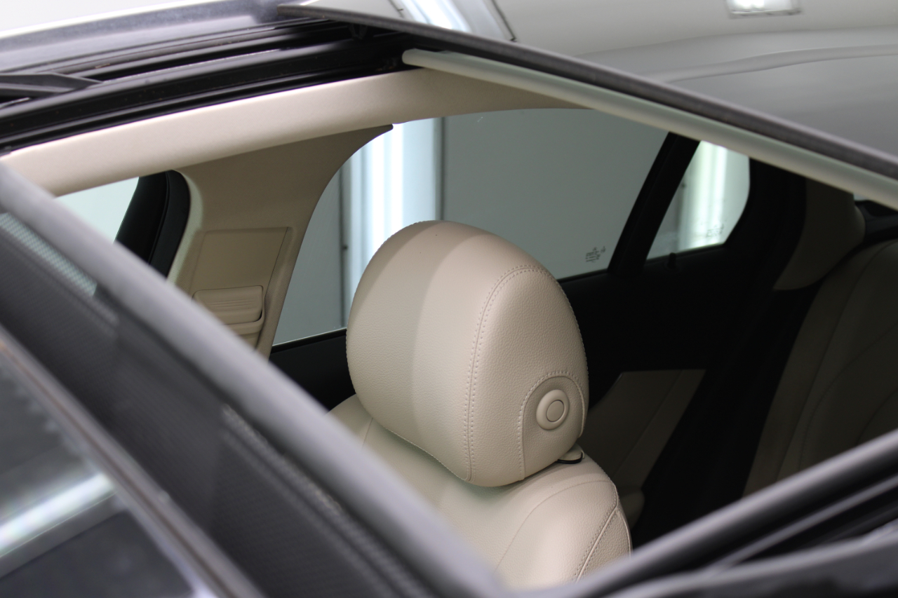 Mercedes-Benz GLC GLC 300 SUV 2017