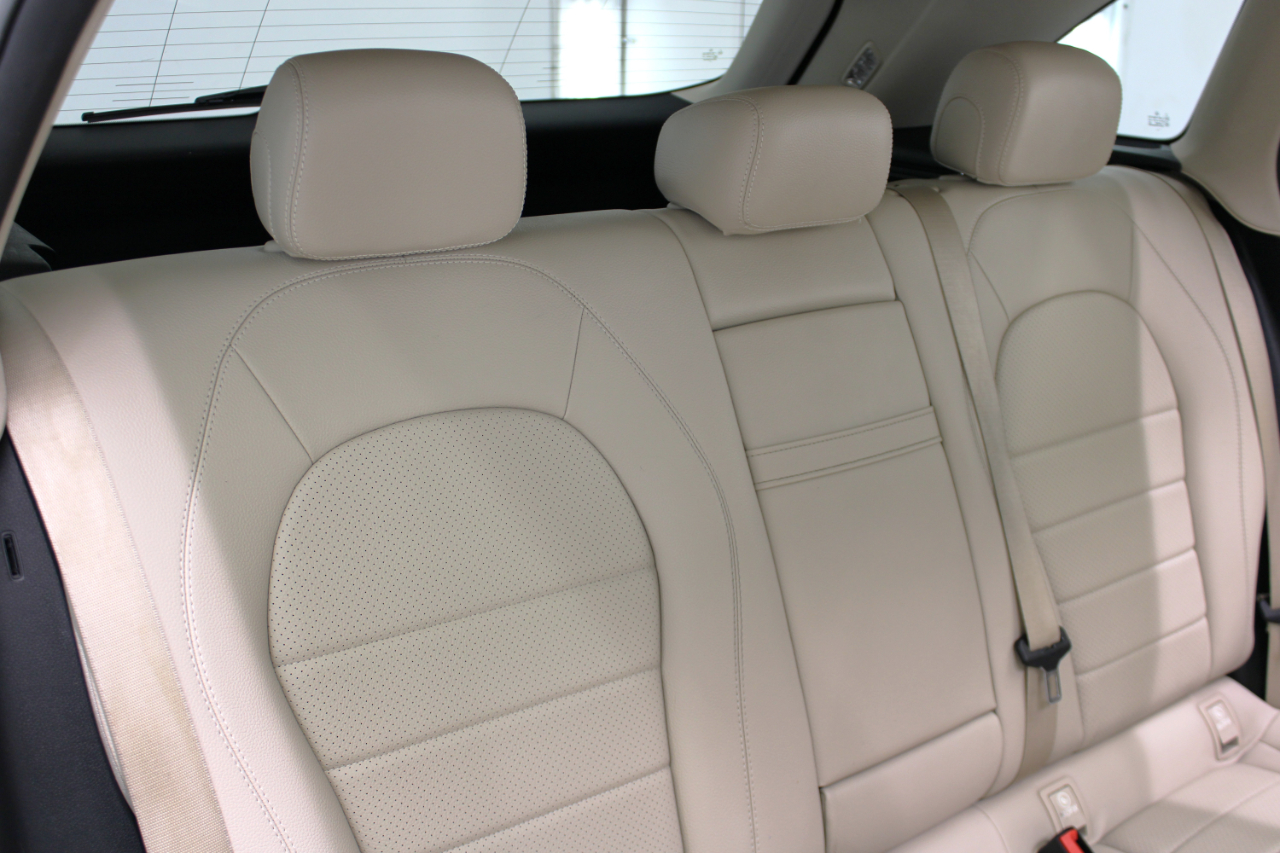 Mercedes-Benz GLC GLC 300 SUV 2017