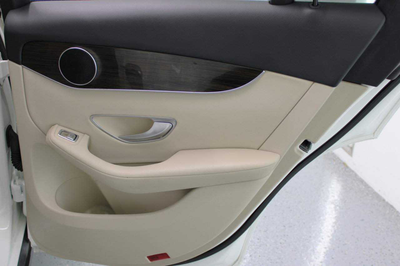 Mercedes-Benz GLC GLC 300 SUV 2017