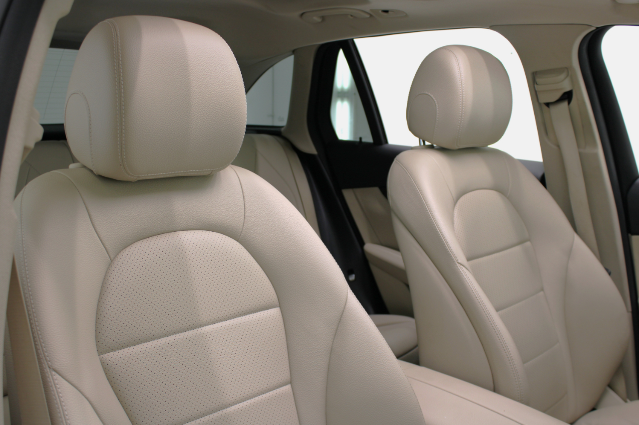 Mercedes-Benz GLC GLC 300 SUV 2017