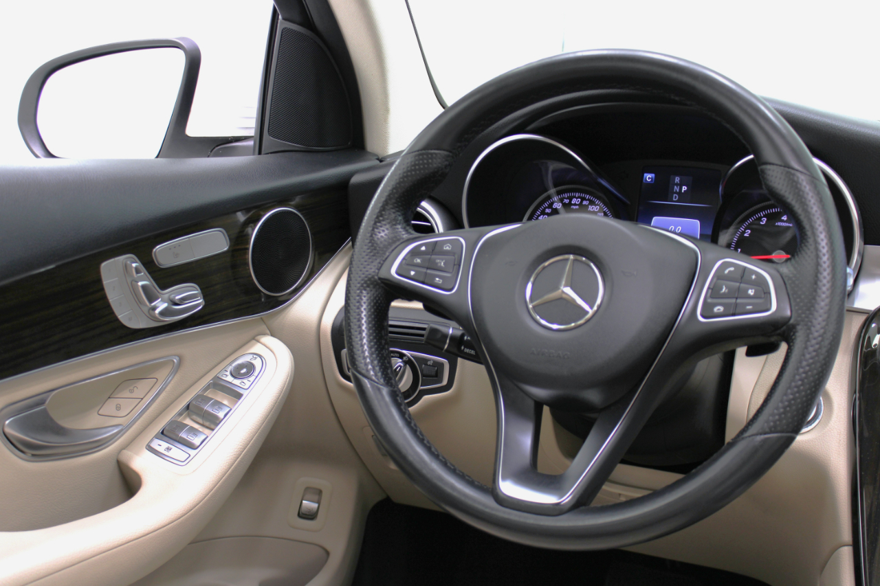 Mercedes-Benz GLC GLC 300 SUV 2017