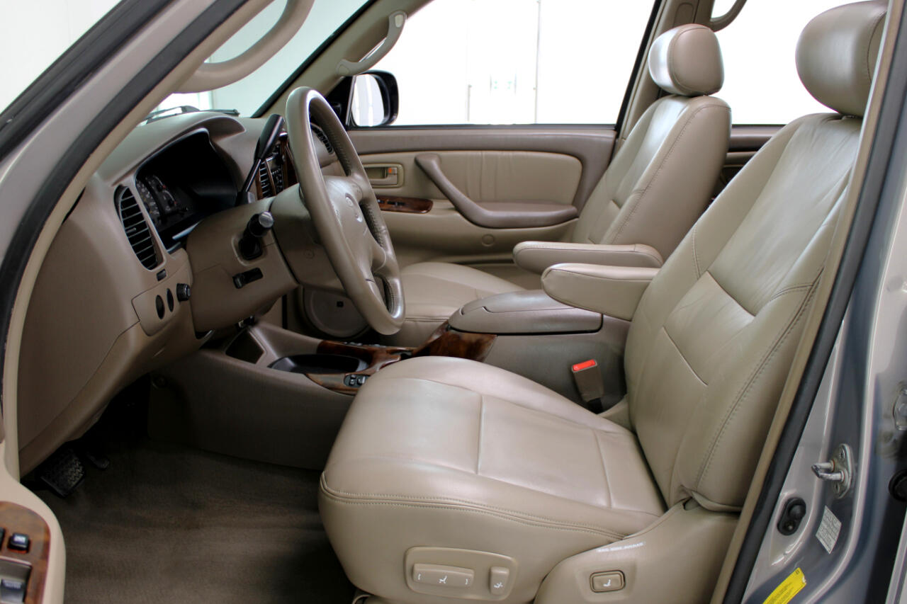 Toyota Sequoia 4dr Limited (Natl) 2002