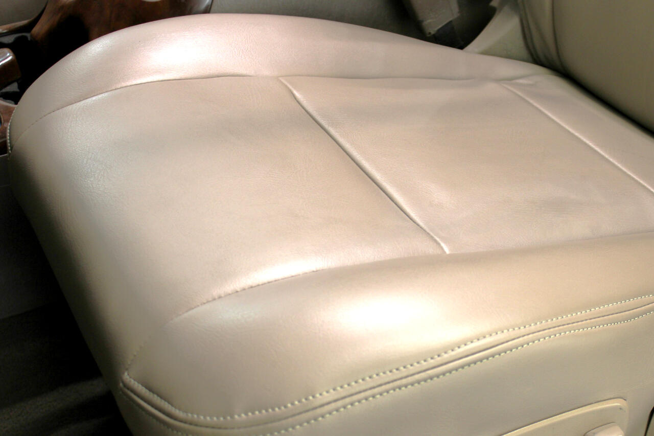 Toyota Sequoia 4dr Limited (Natl) 2002