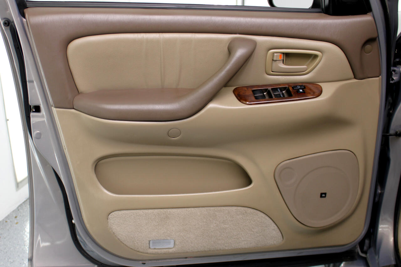 Toyota Sequoia 4dr Limited (Natl) 2002