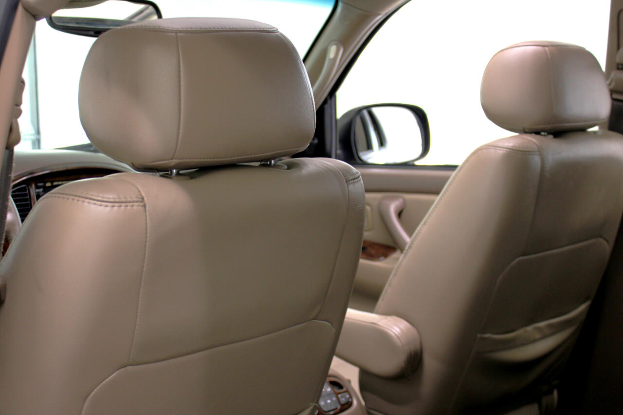 Toyota Sequoia 4dr Limited (Natl) 2002