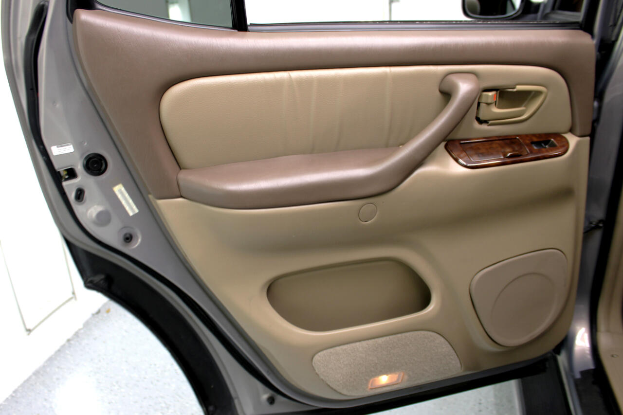 Toyota Sequoia 4dr Limited (Natl) 2002