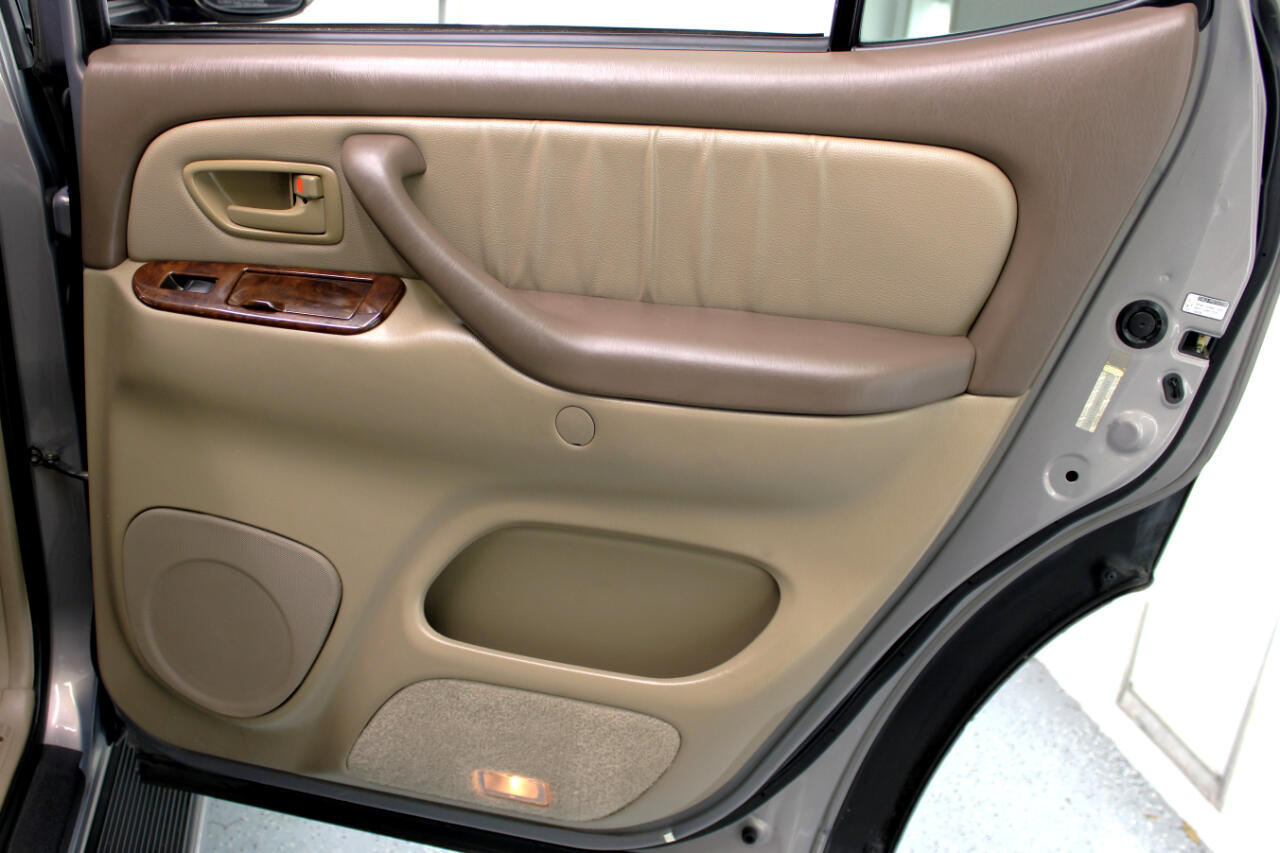 Toyota Sequoia 4dr Limited (Natl) 2002