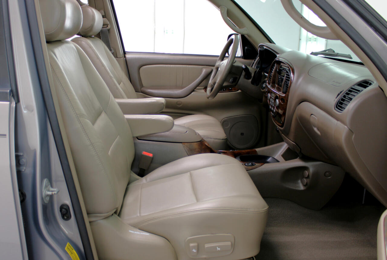 Toyota Sequoia 4dr Limited (Natl) 2002