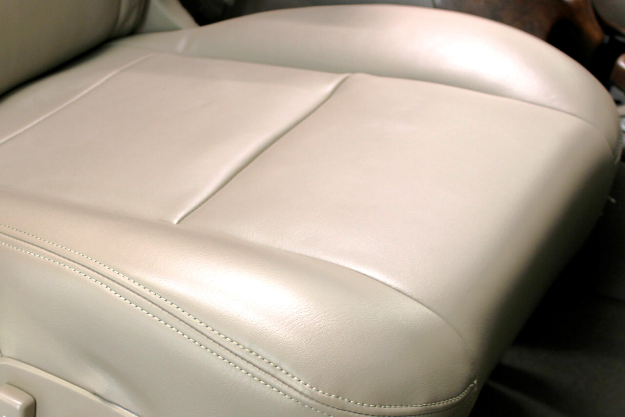 Toyota Sequoia 4dr Limited (Natl) 2002