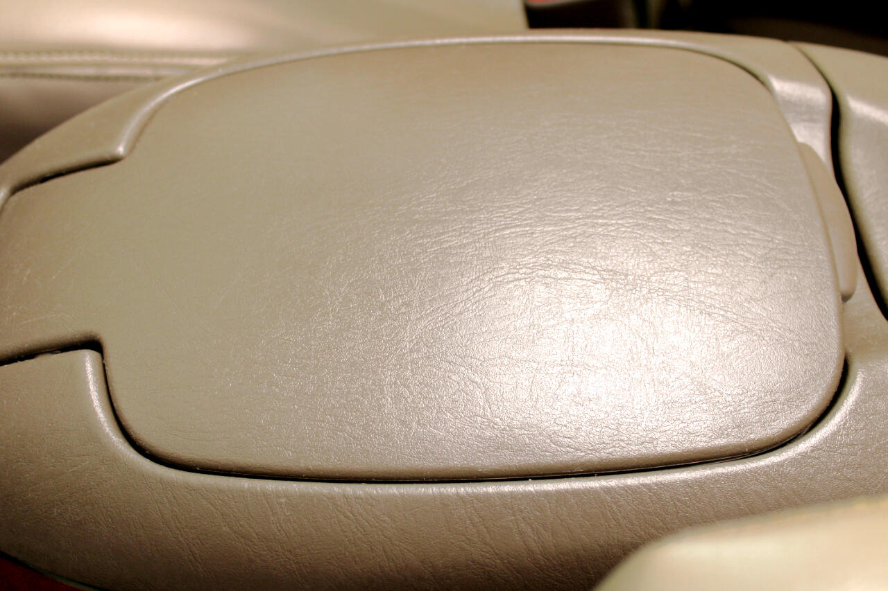 Toyota Sequoia 4dr Limited (Natl) 2002