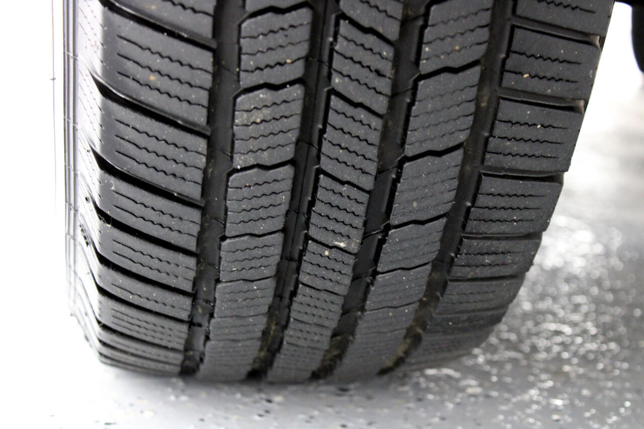 Toyota Sequoia 4dr Limited (Natl) 2002