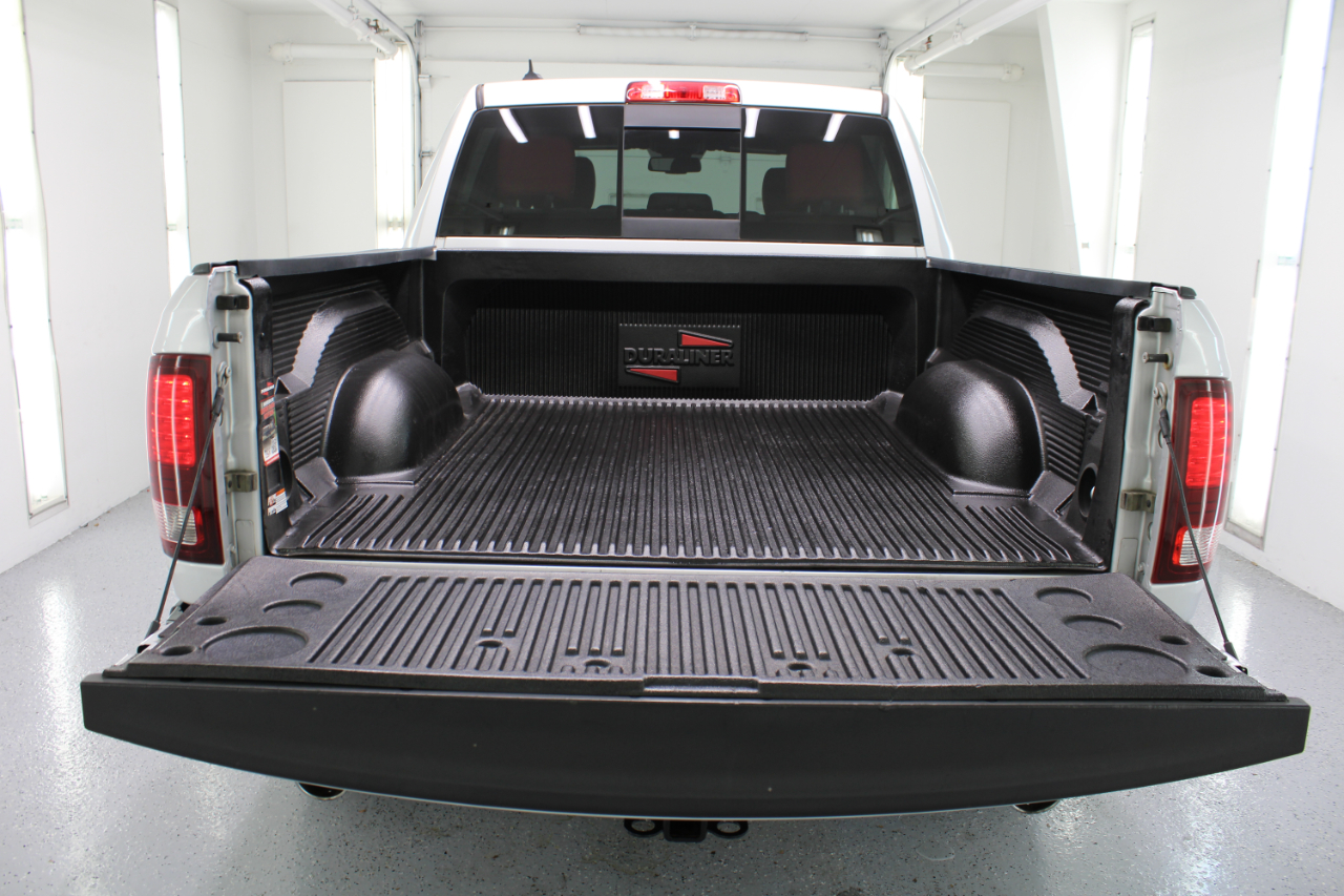 RAM 1500 Rebel 4x4 Crew Cab 5'7" Box 2017