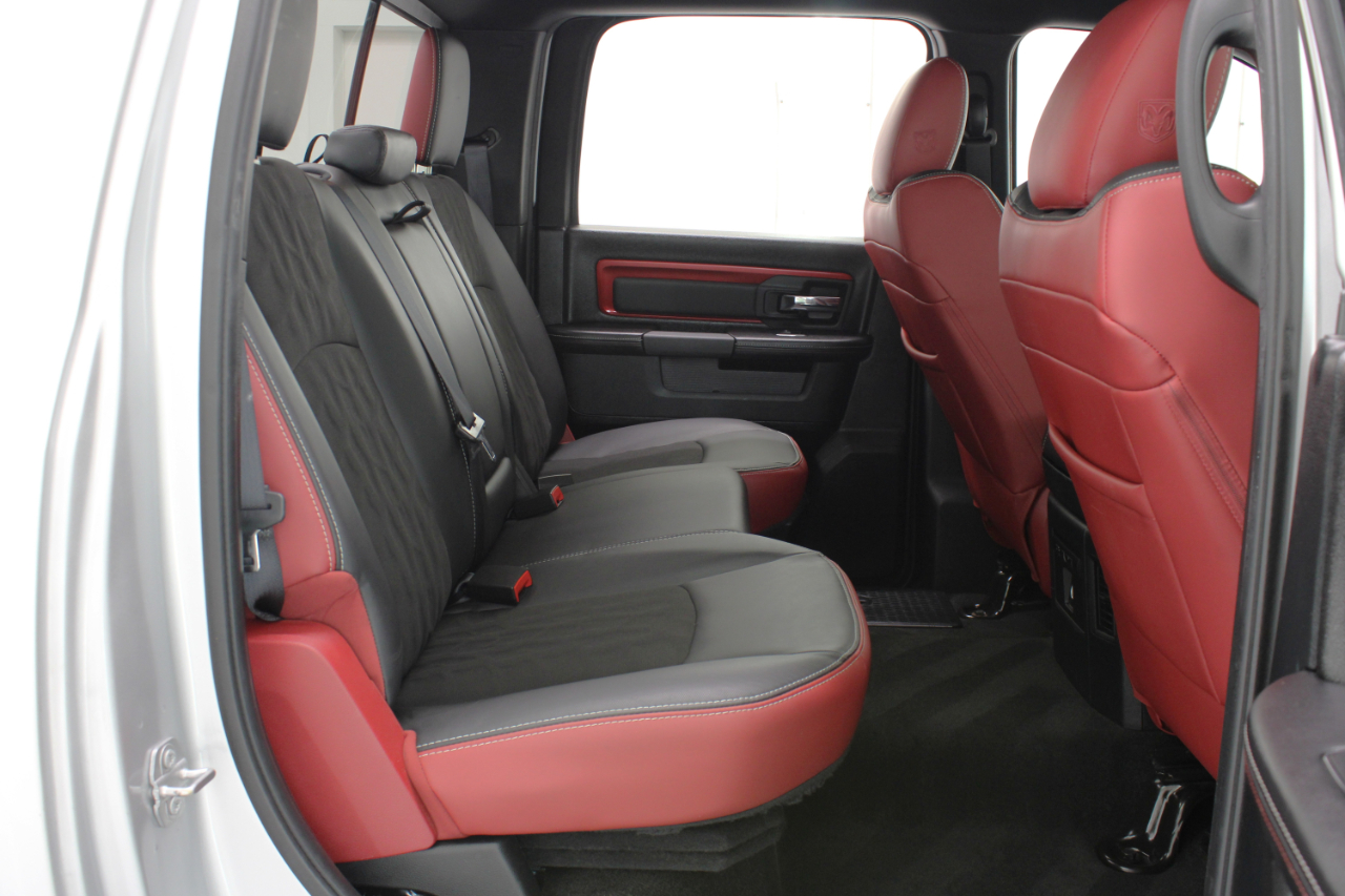 RAM 1500 Rebel 4x4 Crew Cab 5'7" Box 2017