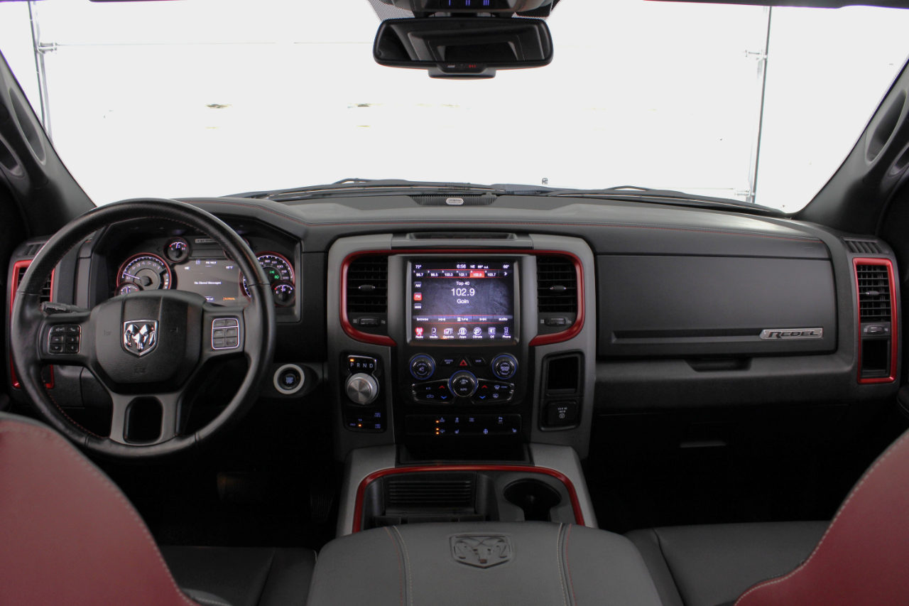 RAM 1500 Rebel 4x4 Crew Cab 5'7" Box 2017