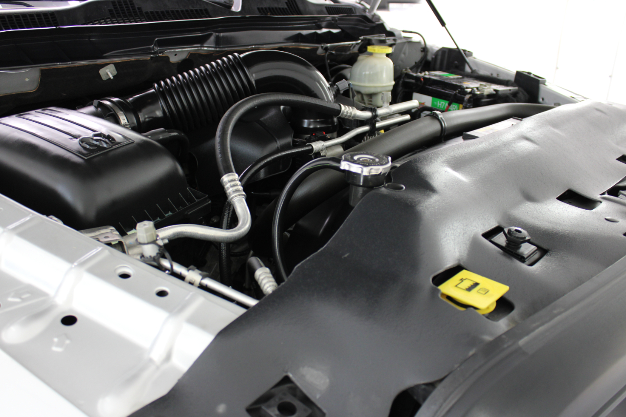 RAM 1500 Rebel 4x4 Crew Cab 5'7" Box 2017