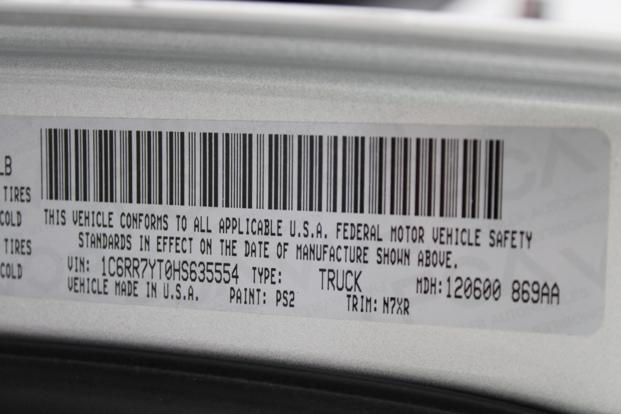 RAM 1500 Rebel 4x4 Crew Cab 5'7" Box 2017