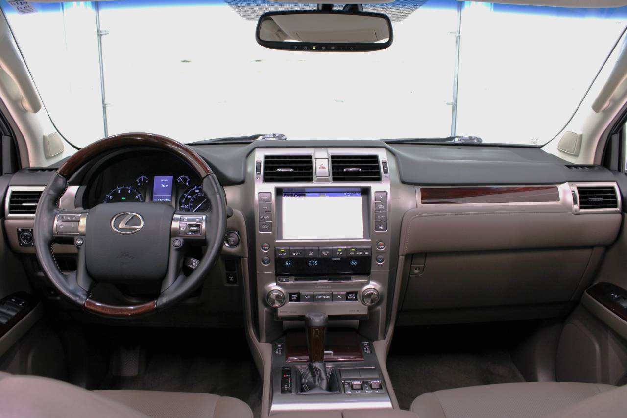 Lexus GX 460 Premium 4D SUV 4WD 2017