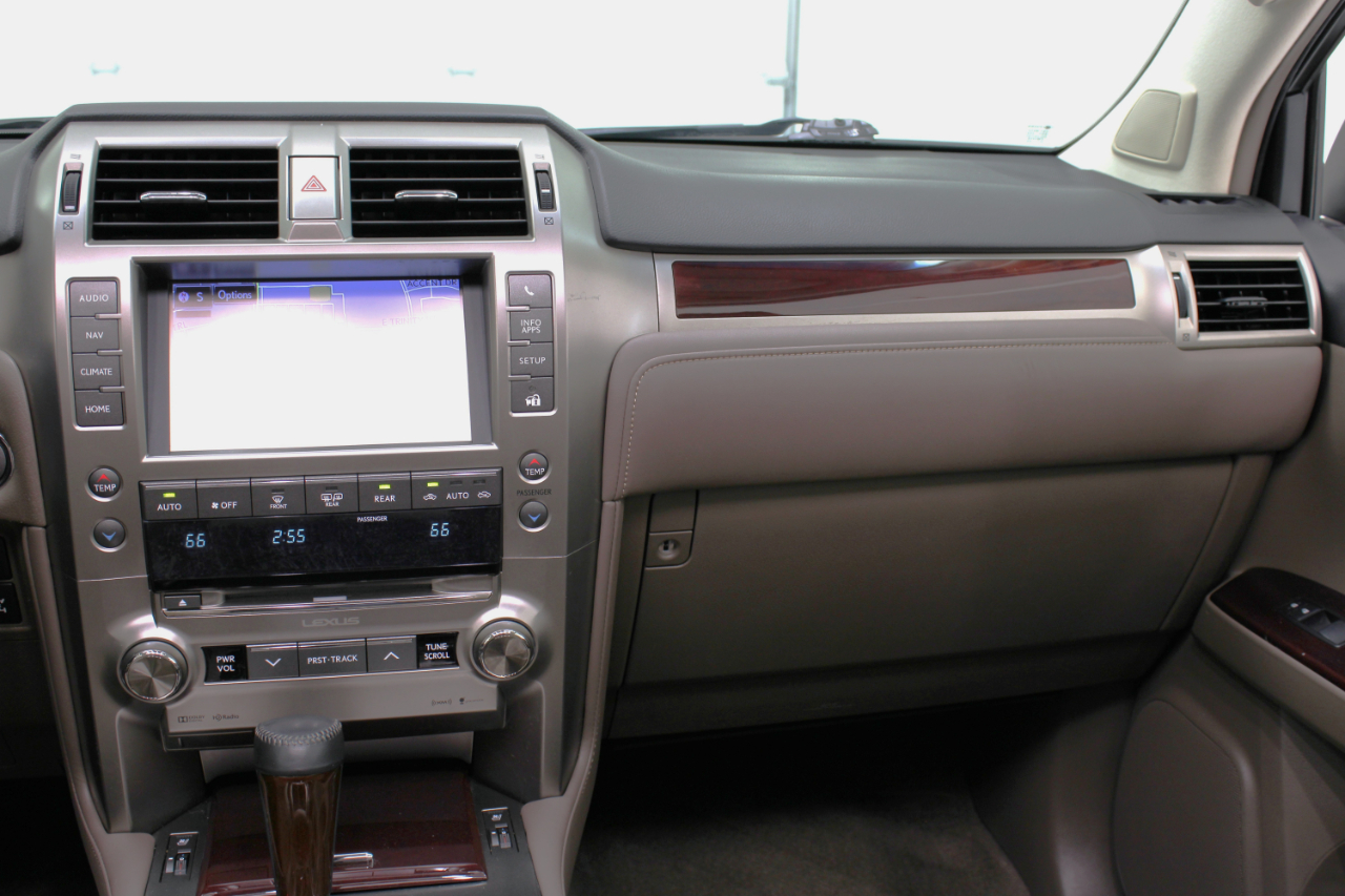 Lexus GX 460 Premium 4D SUV 4WD 2017