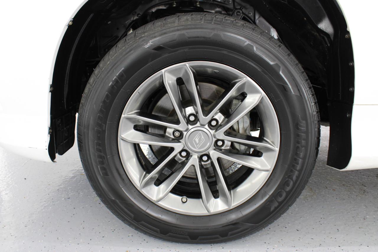 Lexus GX 460 Premium 4D SUV 4WD 2017