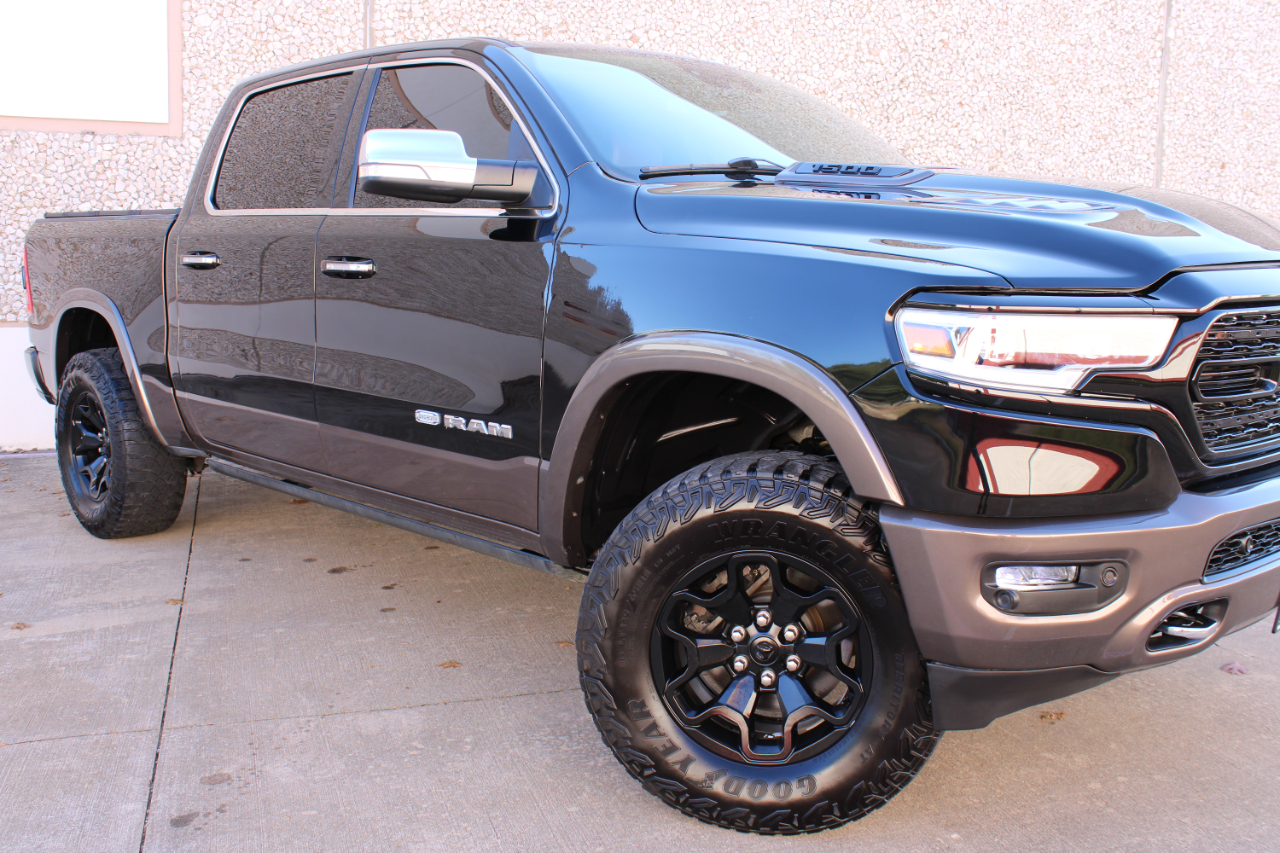 RAM 1500 Longhorn 4x4 Crew Cab 5'7" Box *Ltd Avail* 2021