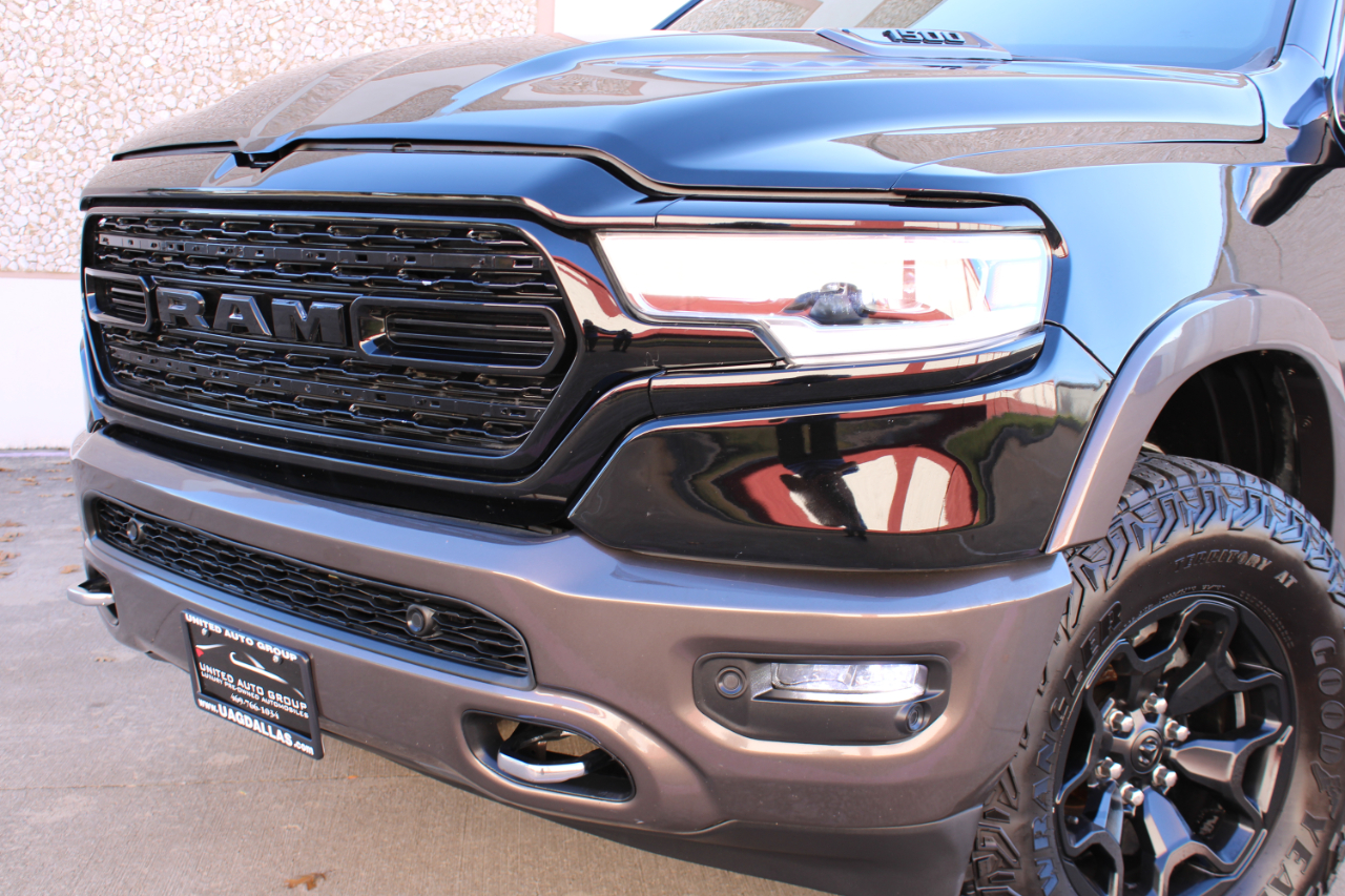 RAM 1500 Longhorn 4x4 Crew Cab 5'7" Box *Ltd Avail* 2021