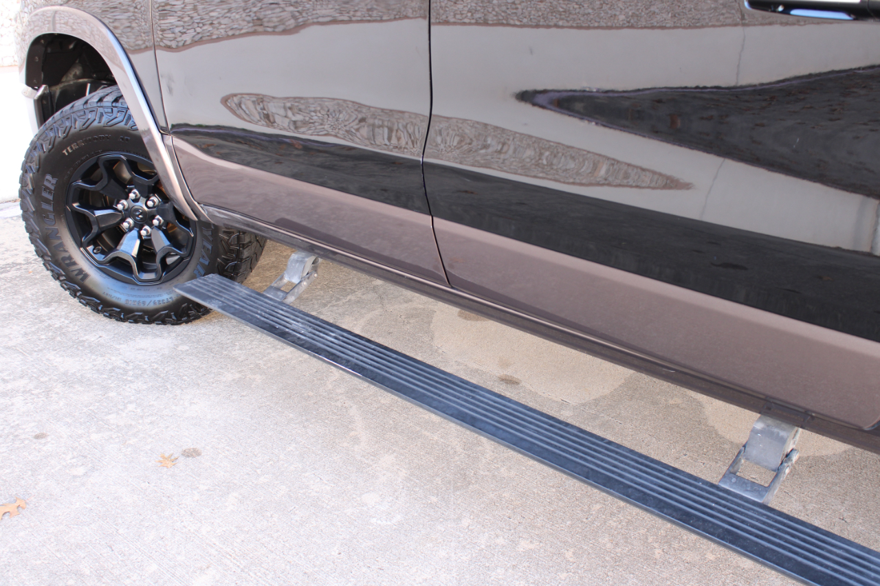 RAM 1500 Longhorn 4x4 Crew Cab 5'7" Box *Ltd Avail* 2021