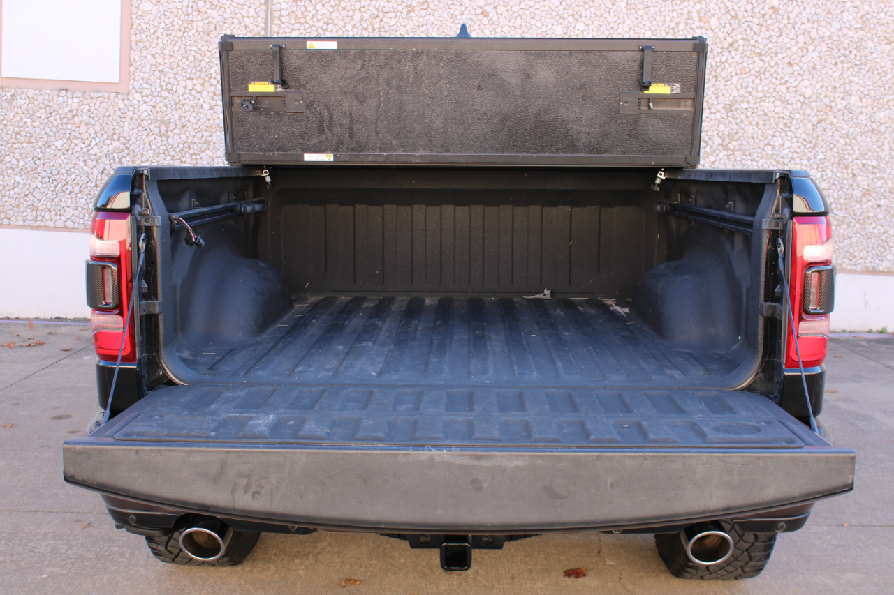 RAM 1500 Longhorn 4x4 Crew Cab 5'7" Box *Ltd Avail* 2021