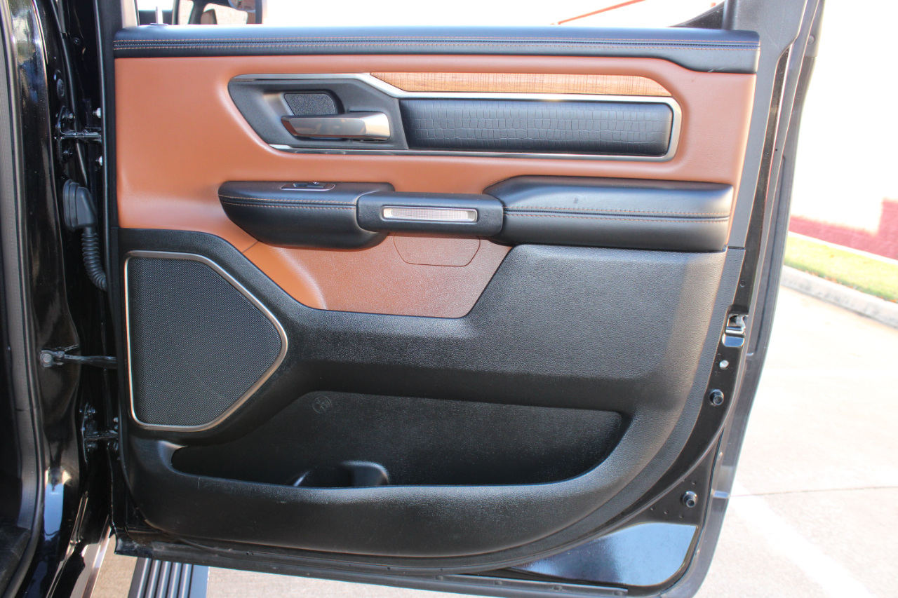 RAM 1500 Longhorn 4x4 Crew Cab 5'7" Box *Ltd Avail* 2021