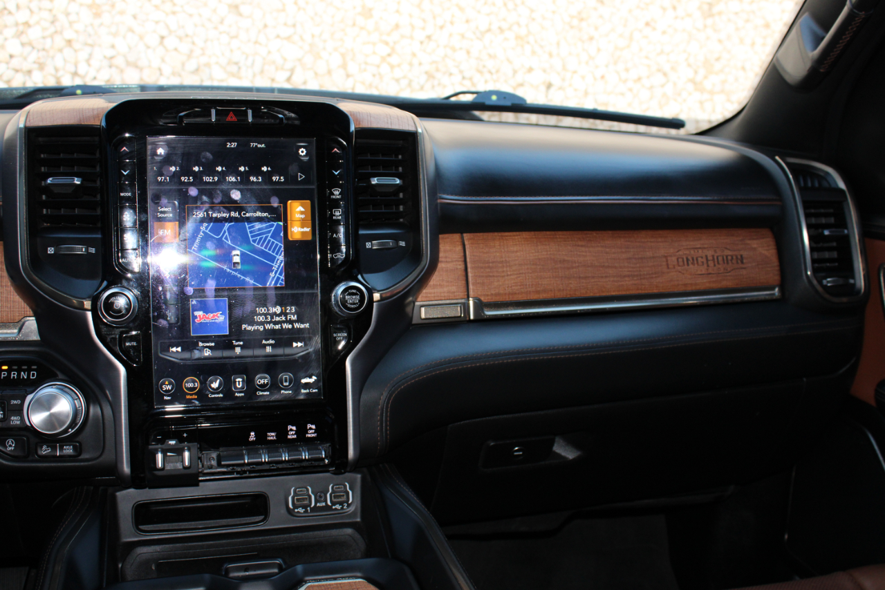 RAM 1500 Longhorn 4x4 Crew Cab 5'7" Box *Ltd Avail* 2021