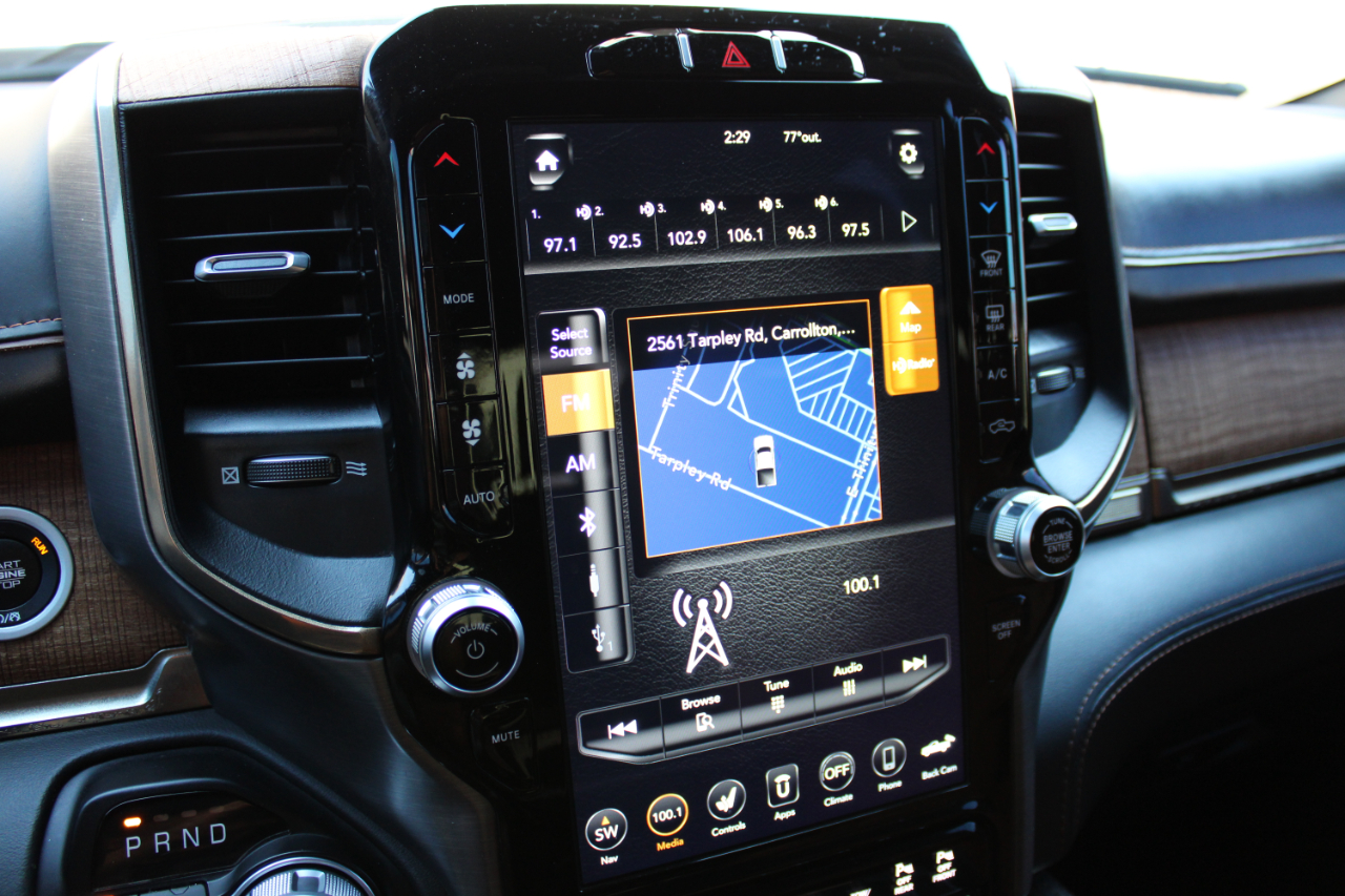 RAM 1500 Longhorn 4x4 Crew Cab 5'7" Box *Ltd Avail* 2021