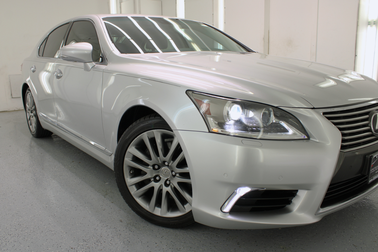Lexus LS 460 4dr Sdn RWD 2016