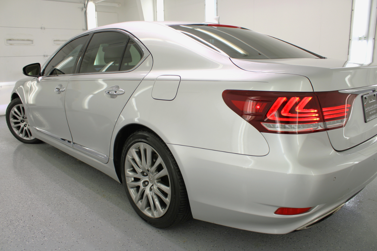 Lexus LS 460 4dr Sdn RWD 2016