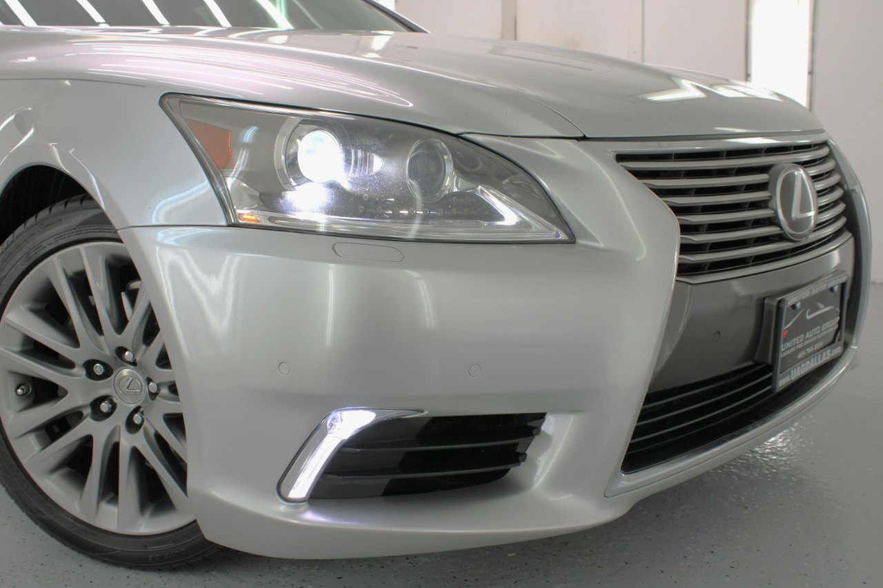 Lexus LS 460 4dr Sdn RWD 2016