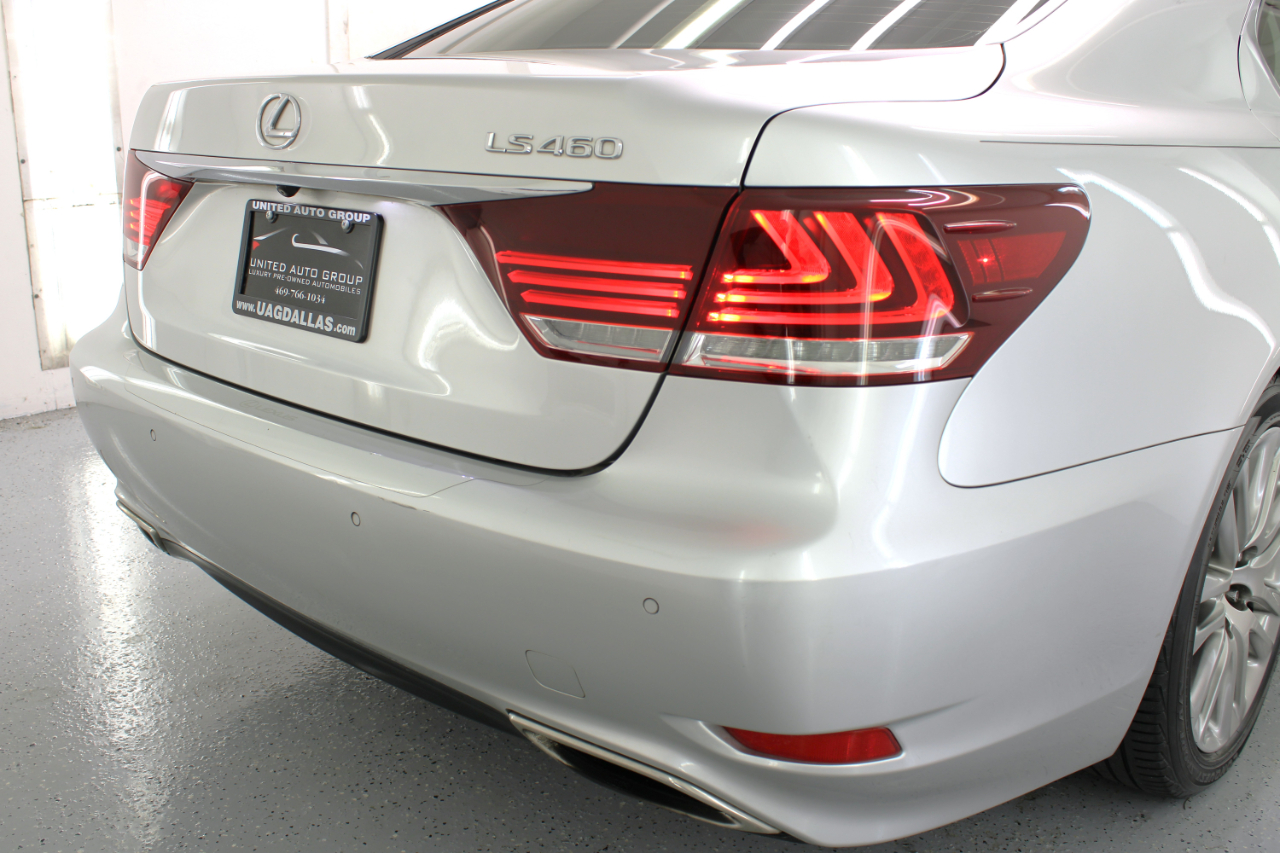 Lexus LS 460 4dr Sdn RWD 2016