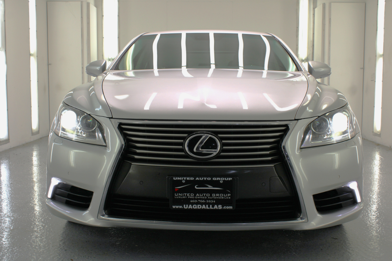 Lexus LS 460 4dr Sdn RWD 2016