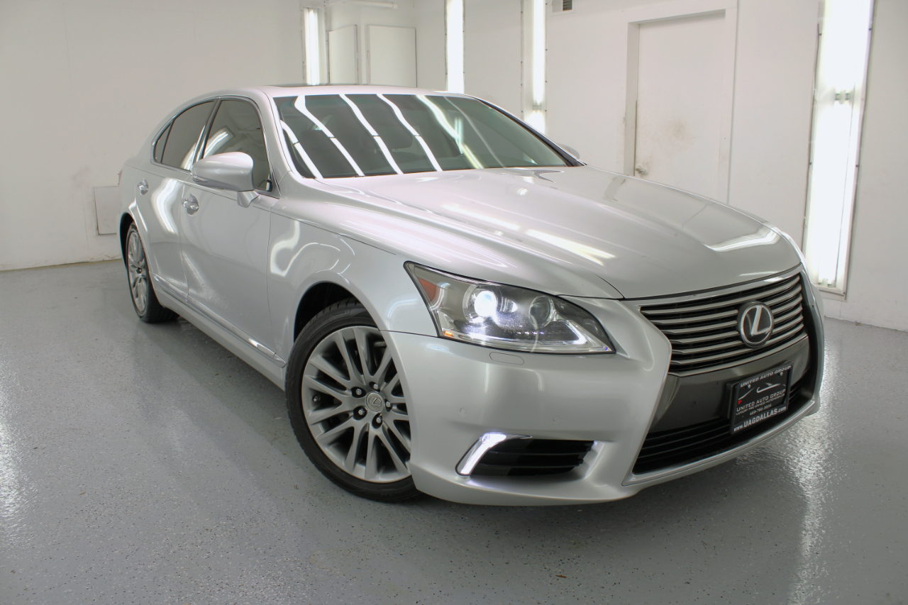 Lexus LS 460 4dr Sdn RWD 2016