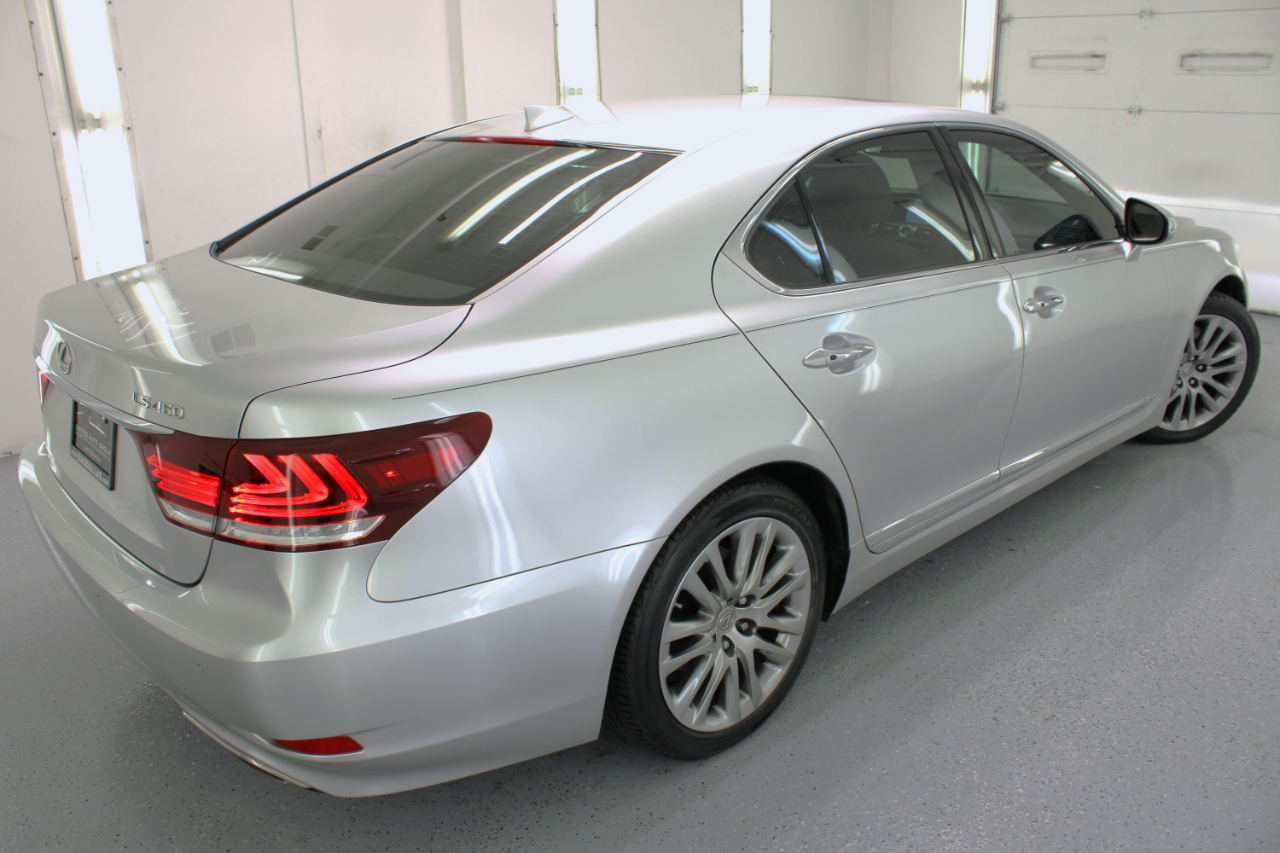 Lexus LS 460 4dr Sdn RWD 2016