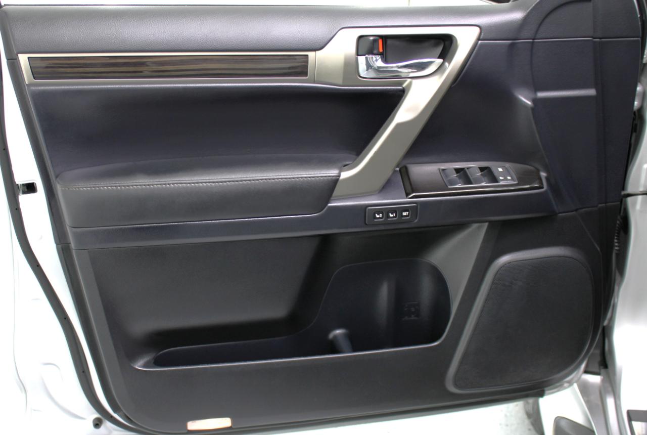 Lexus GX 460 Premium 4D SUV 4WD 2017