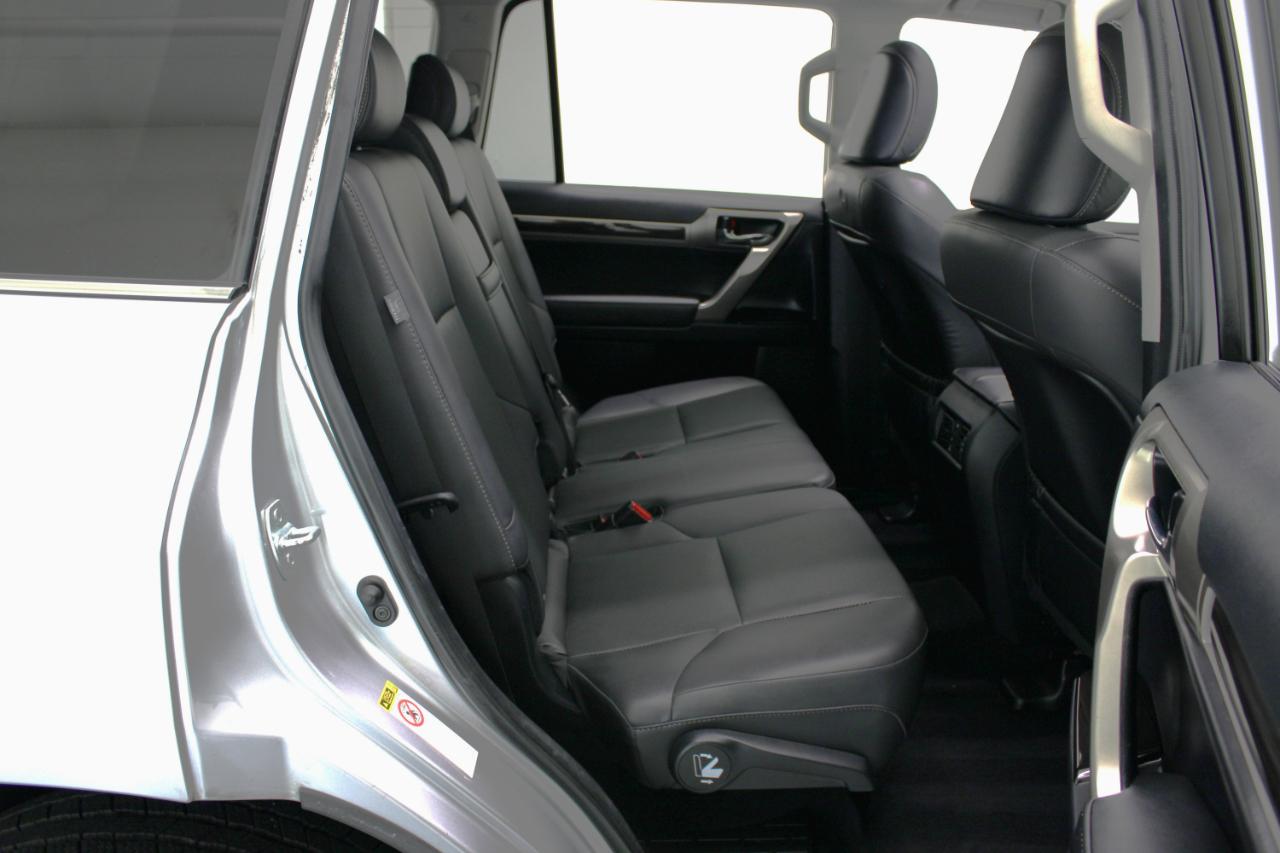 Lexus GX 460 Premium 4D SUV 4WD 2017