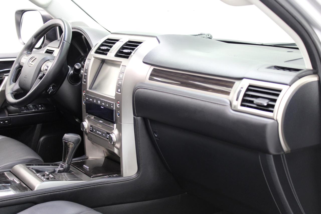 Lexus GX 460 Premium 4D SUV 4WD 2017