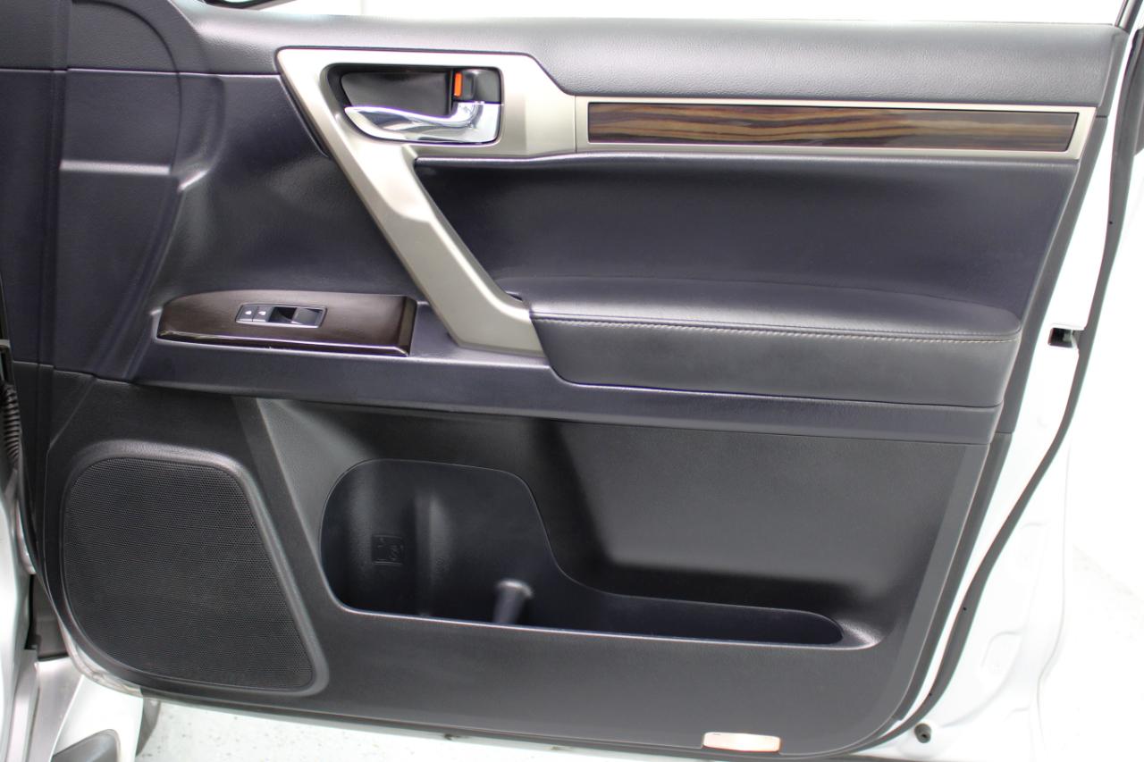 Lexus GX 460 Premium 4D SUV 4WD 2017