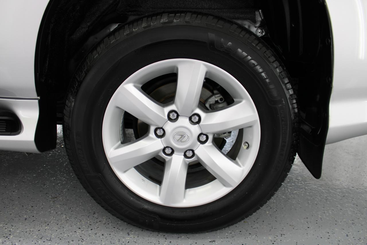 Lexus GX 460 Premium 4D SUV 4WD 2017