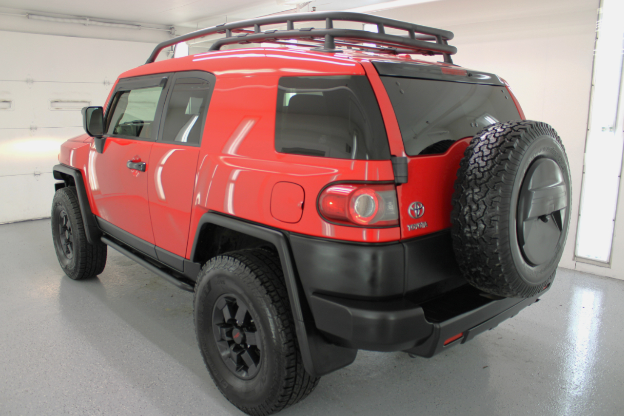 Toyota FJ Cruiser 4WD 4dr Auto (Natl) 2012