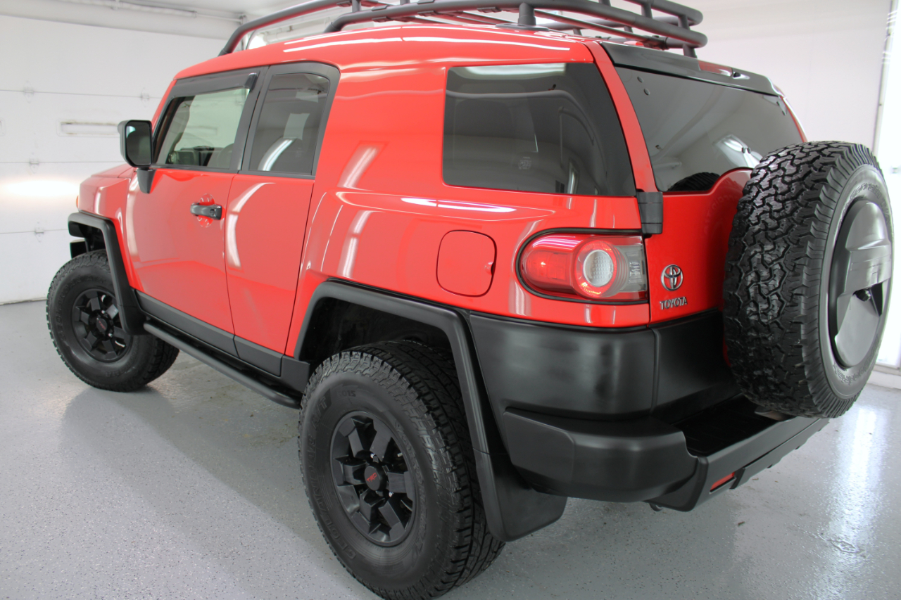Toyota FJ Cruiser 4WD 4dr Auto (Natl) 2012