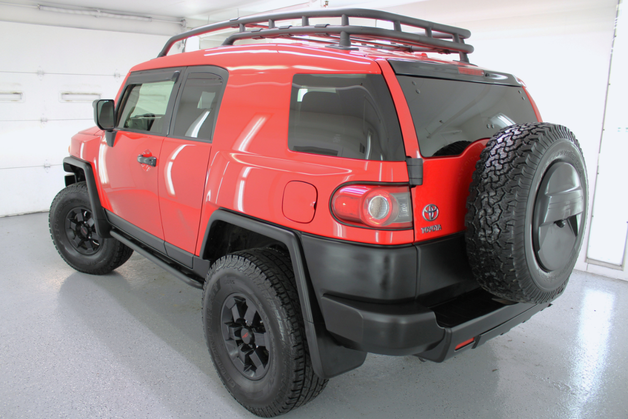 Toyota FJ Cruiser 4WD 4dr Auto (Natl) 2012